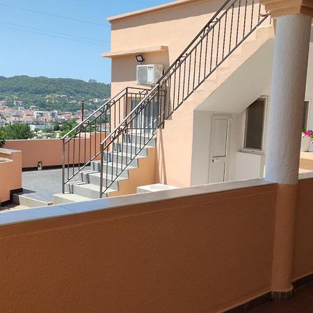 Guest'S House "Lindi&Roni" Apartment Улцин Екстериор снимка